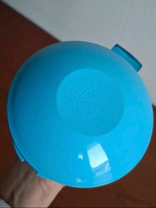 Formaggera bicolore con coperchio