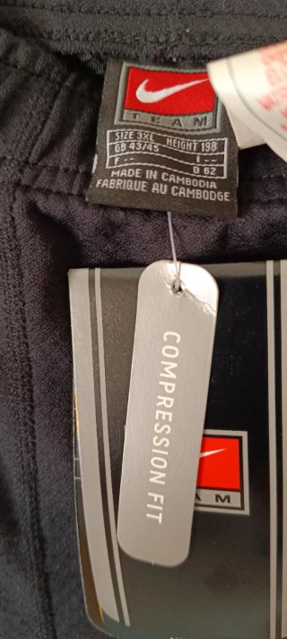 Leggings NIKE Uomo Sphere Dry XXXL MAI indossati