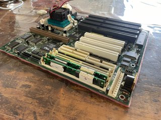 MainBoard Shuttle Soket 5/7  Pentium 133 16Mb 1996