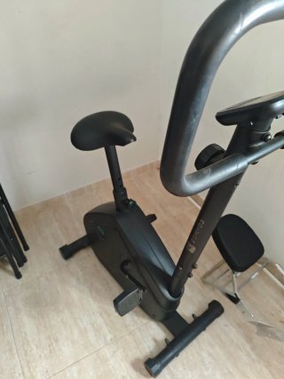 Bicicleta Estática Essential 03