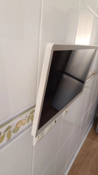Smart TV / Monitor LG 24" Blanco