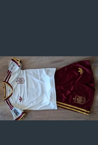 Conjunto infantil España Adidas