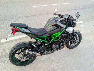 Kawasaki Z900 Negra/Verde Impecable