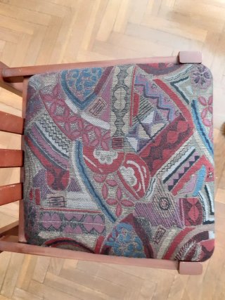 Mesa de comedor y 4 sillas madera