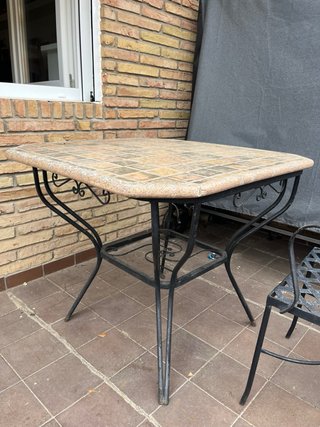 Mesa Terraza Forja Piedra y 4 Sillas