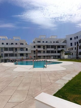 Piso en alquiler en El Mayorazgo - El Limonar en Málaga