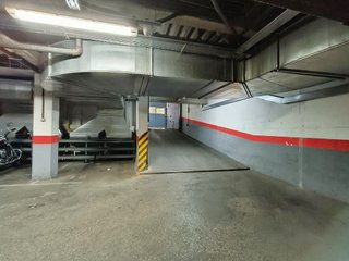 Garaje en alquiler en Cortes - Huertas en Madrid