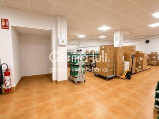 Local comercial en venta en Canyet - Bonavista en Badalona