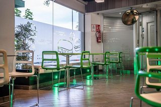 Local comercial en venta en San Francisco Javier en Granada