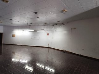 Local comercial en venta en Carballo