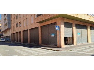 Local comercial en venta en Eixample Sud – Migdia en Girona