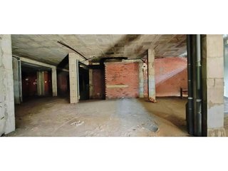 Local comercial en venta en Eixample Sud – Migdia en Girona
