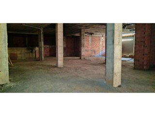 Local comercial en venta en Eixample Sud – Migdia en Girona