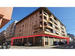 Local comercial en venta en Eixample Sud – Migdia en Girona