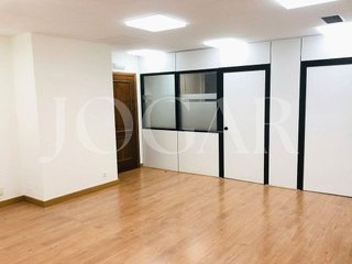 Oficina en alquiler en Castillejos en Madrid