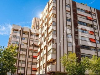 Oficina en alquiler en Castillejos en Madrid