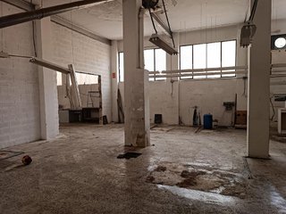Local comercial en venta en Las Cruces en Villena
