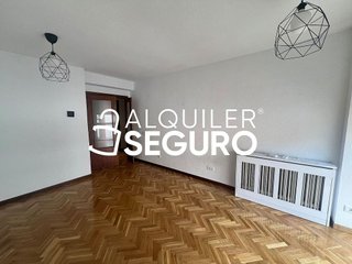 Piso en alquiler en Canillas en Madrid