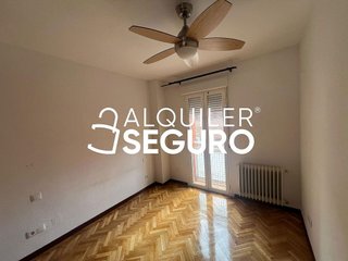 Piso en alquiler en Canillas en Madrid
