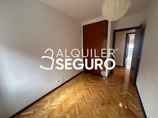 Piso en alquiler en Canillas en Madrid
