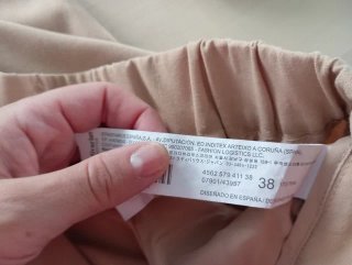 Pantalón ancho Stradivarius beige