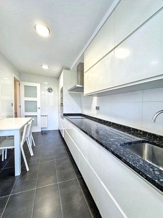Piso en alquiler en Teo
