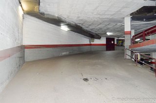 Garaje en alquiler en Eixample Sud – Migdia en Girona