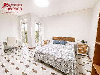 Piso en alquiler en Ciudad Jardín - Zoco en Córdoba
