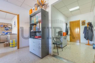 Nave industrial en venta en La Estación en Badajoz