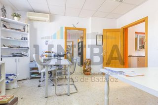 Nave industrial en venta en La Estación en Badajoz