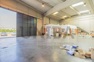 Nave industrial en venta en La Estación en Badajoz