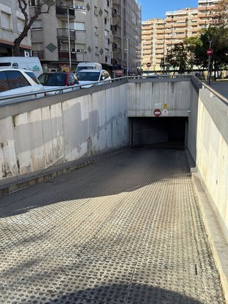 Garaje en venta en La Florida en Hospitalet de Llobregat, L´