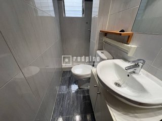 Piso en alquiler en Almagro en Madrid