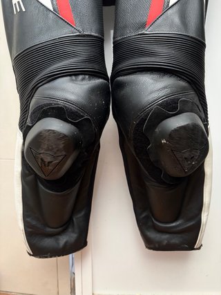 Mono Dainese Assen 2 1PC Talla 50