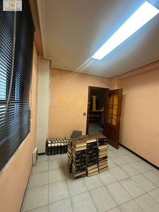 Oficina en venta en Centro Ciudad en León