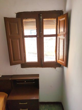 Ventana antigua madera