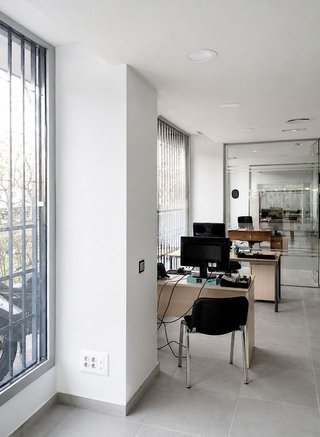 Local comercial en venta en Rosas - Musas en Madrid