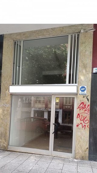 Local comercial en venta en Puerto Chico en Santander