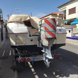 Barco Quicksilver 470