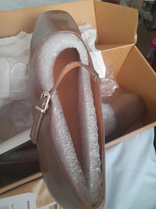 Zapatos Monpiel Talla 42 Beige