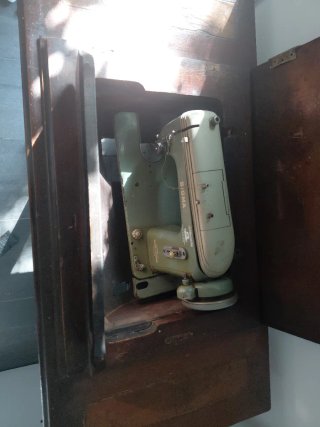 Máquina de coser Sigma PARA RESTAURAR