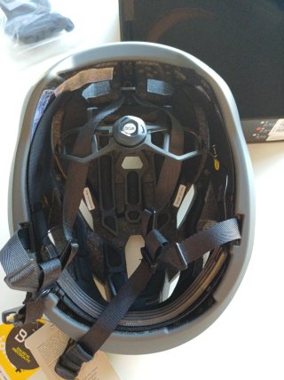 Casco Oakley Aro5 Race M