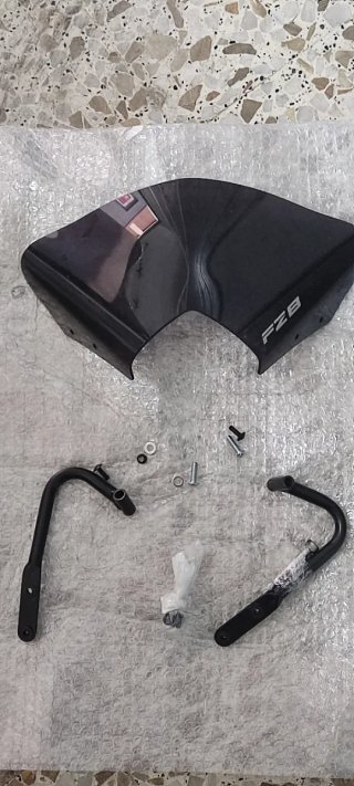 Careta Yamaha FZ8