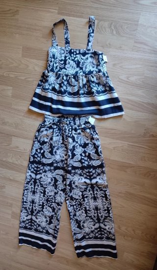 Conjunto Top y Pantalón Estampado Floral