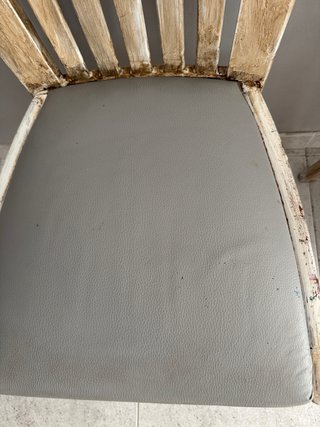 Mesa de comedor de madera y 6 sillas
