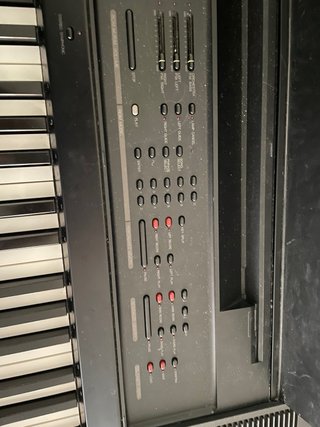 Piano Digital Yamaha Clavinova CVP-5