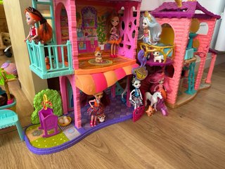 2 Casas mas Barco Enchantimals Muñecas y animales
