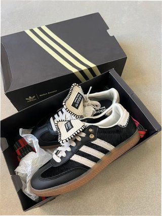 Adidas Samba Wales Bonner Negro Talla 40.5