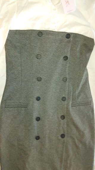 Vestido camisero gris y blanco