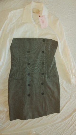 Vestido camisero gris y blanco